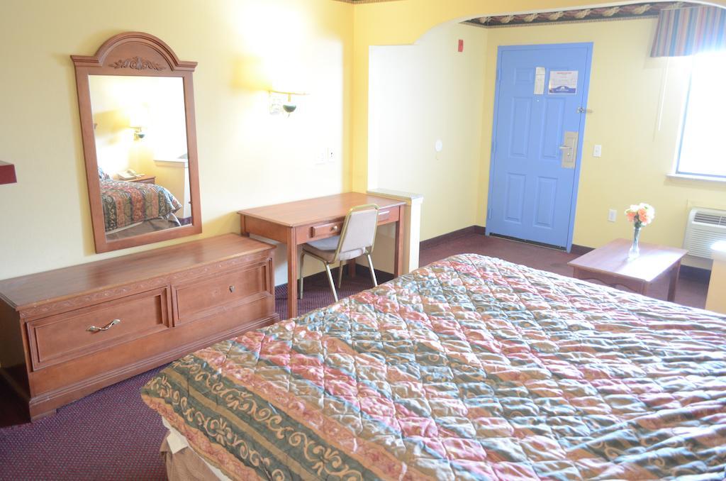 America'S Best Value Inn & Suites - Rosenberg/Houston Quarto foto
