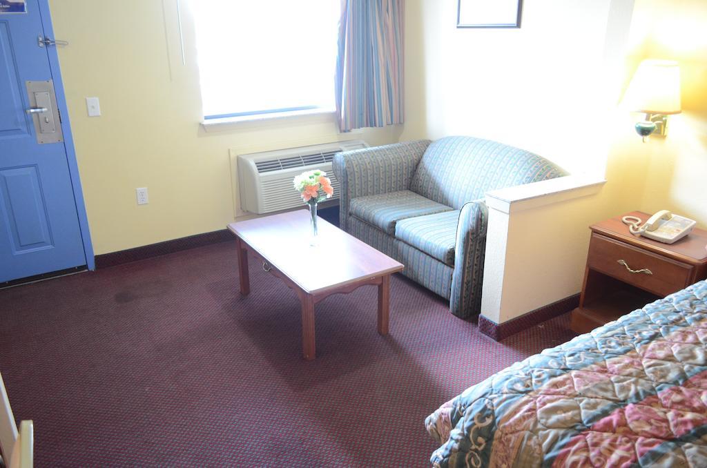 America'S Best Value Inn & Suites - Rosenberg/Houston Quarto foto